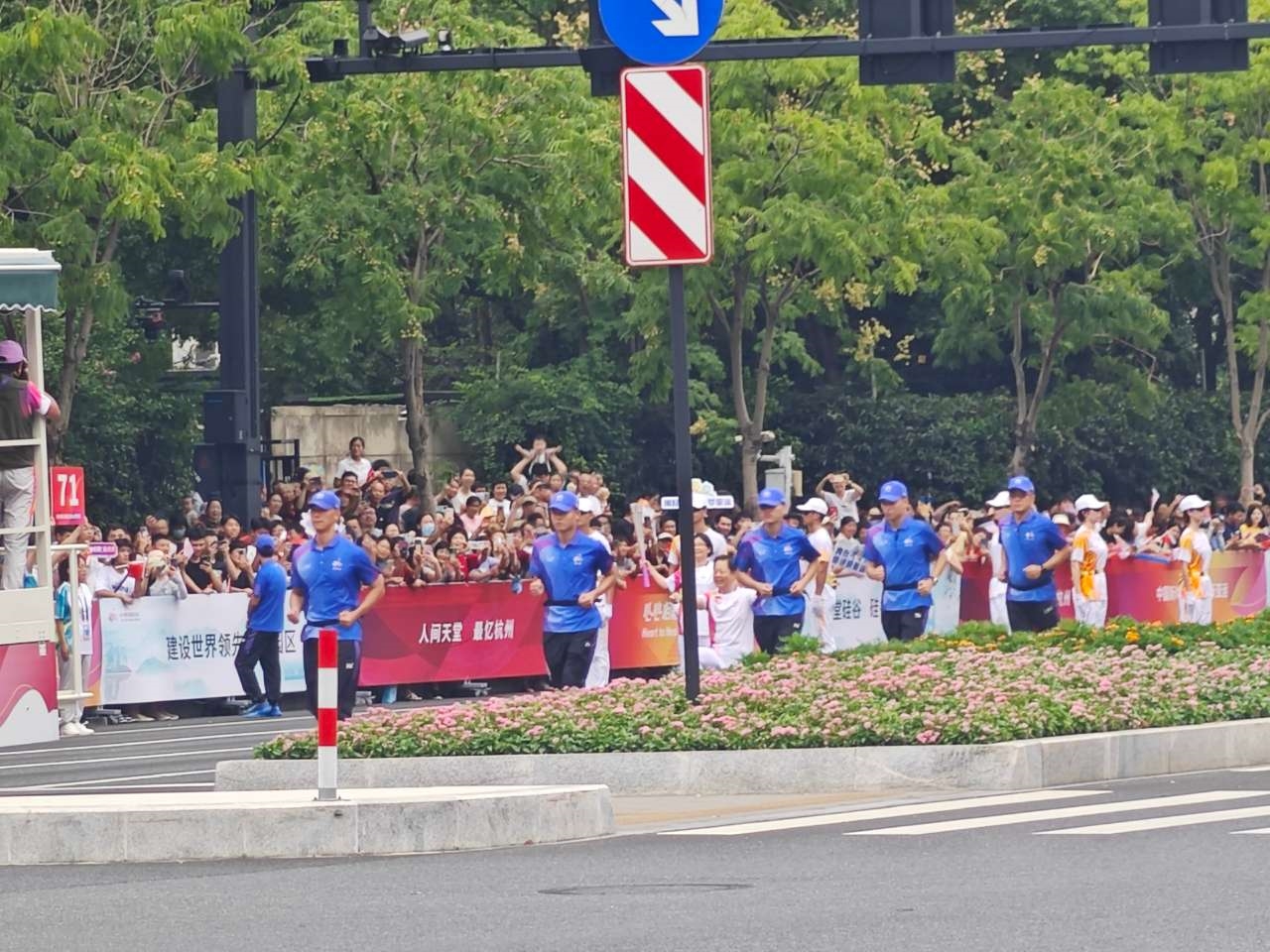 MVIMG_20230920_104410_[B@af25db_副本.jpg MVIMG_20230920_104410_[B@af25db_副本.jpg